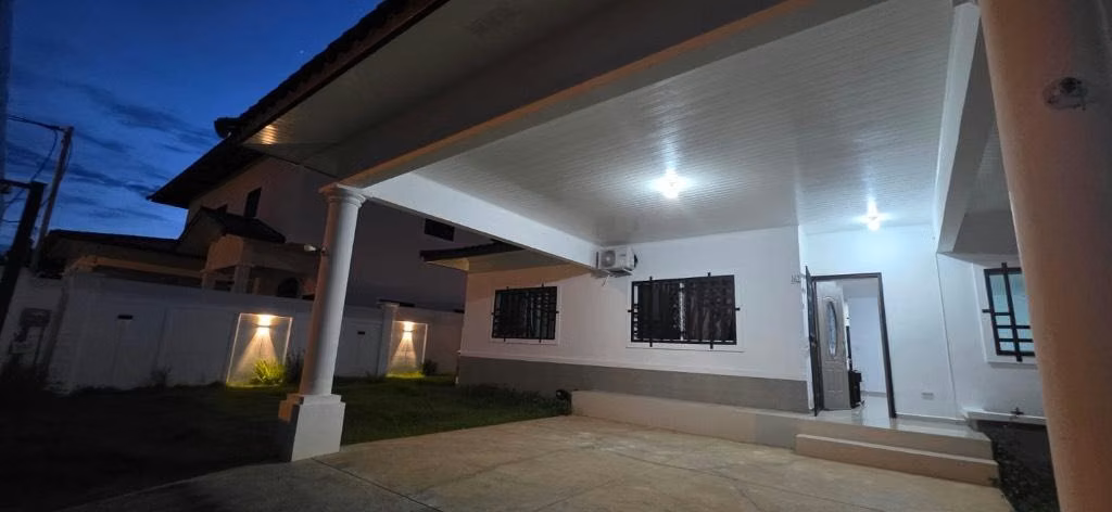 Se Alquila casa en David amoblada 1,200 área exclusiva - Imagen 3