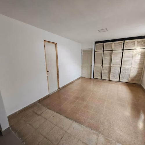 Se alquila Casa en Campo Limberg