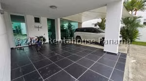Casa en Venta en Costa Sur 27jack1917