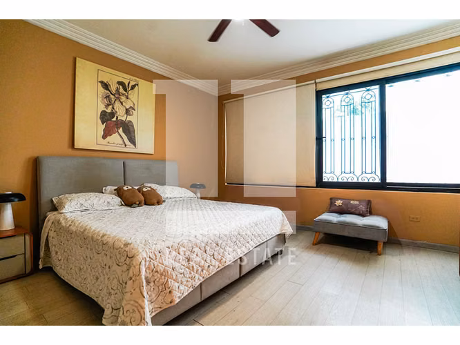 Se Vende Casa en Altos del Golf