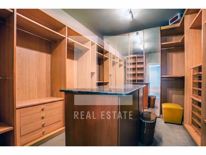 Se Vende Casa en Altos del Golf
