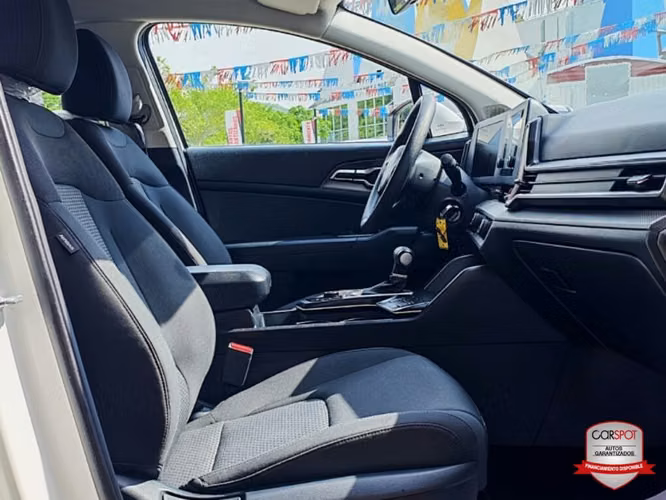 Kia Sportage 2024 Automática BX6451 - Imagen 9