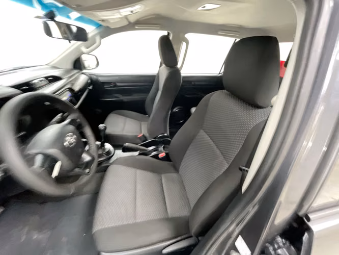 TOYOTA HILUX - 2025 - PPHX - Automarket - Imagen 5
