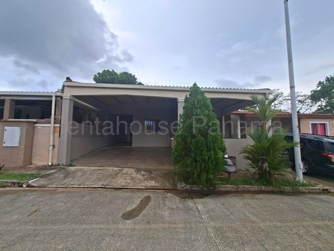 HOUSE FOR SALE IN CHORRERA ABS