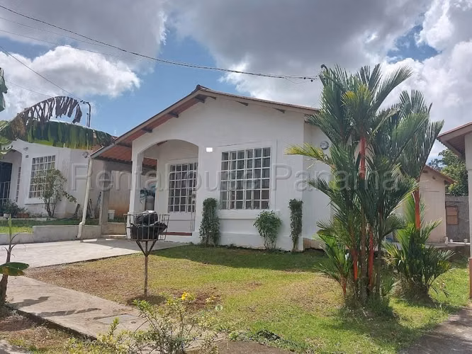 HOUSE FOR SALE IN CHORRERA ABS