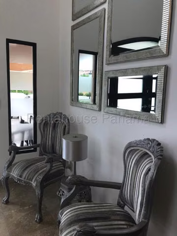 I8986GRR Alquiler de Casa en Clayton - Imagen 13