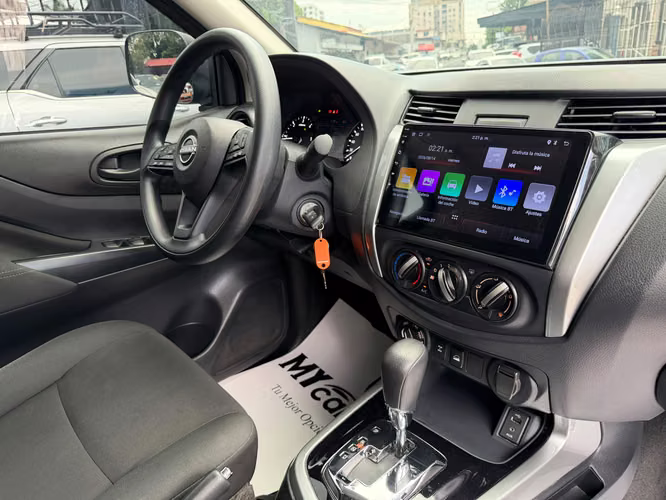 NISSAN FRONTIER 2025 SOLO 13 MIL KILOMETROS - Imagen 8