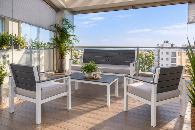 Juego de terraza nuevo 4 puestos y mesa para exterior