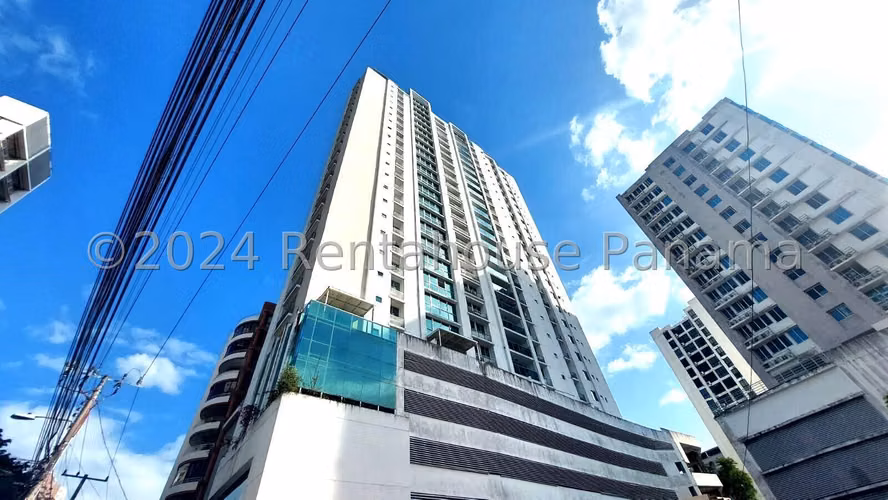 Apartamento Amoblado en Venta en El Cangrejo YDU
