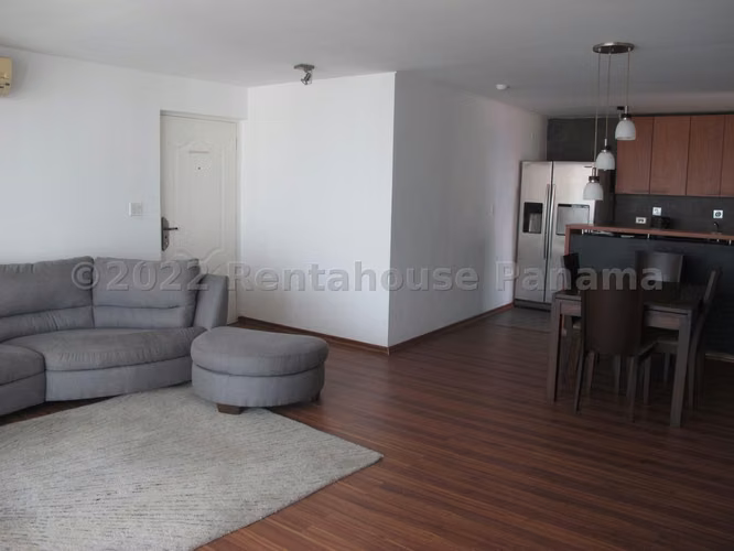 Apartamento Amoblado en Venta en San Francisco YDU