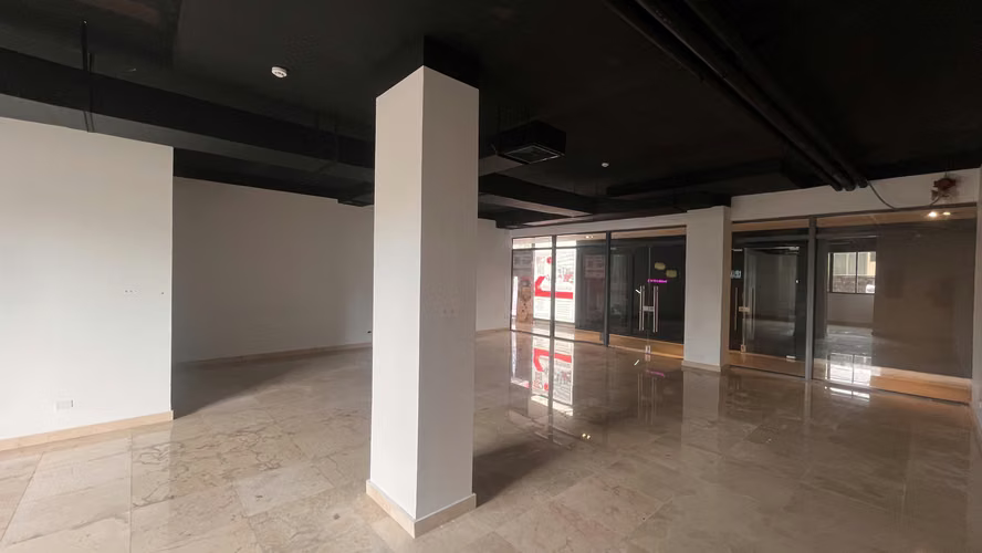 LOCALES COMERCIALES EN ALQUILER | PLAZA ROYAL BLUE - Imagen 16