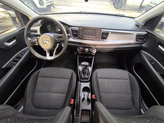 KIA RIO AÑO 2019 AUTOMATICOS - Imagen 9