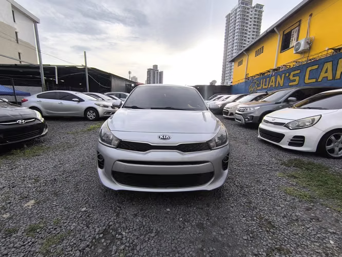 KIA RIO AÑO 2019 AUTOMATICOS - Imagen 3