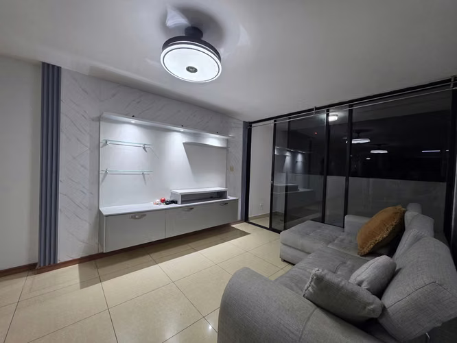 APT 3R2B2P LUXURIOUS SEMI-FURNISHED FULL WHITE LINE IN COUNTY 1000