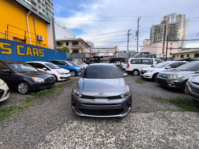 KIA RIO AÑO 2018 AUTOMATICO EXCELENTE 