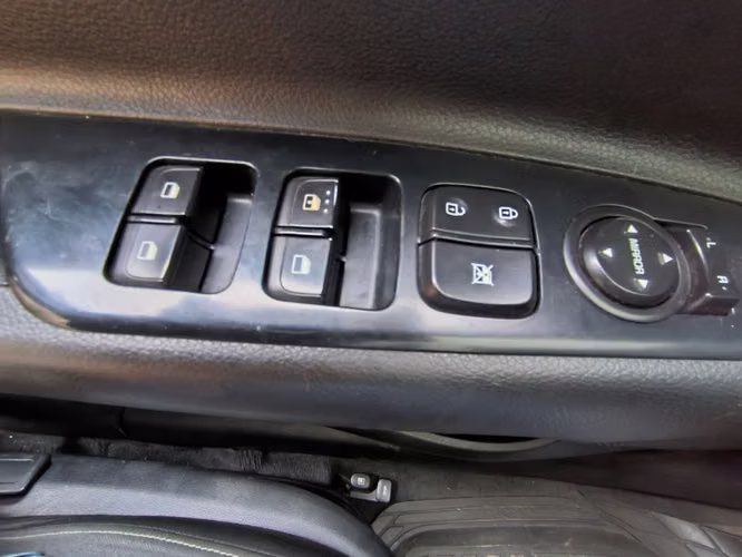 KIA RIO AÑO 2018 AUTOMATICO EXCELENTE 