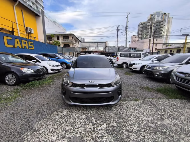 KIA RIO AÑO 2018 AUTOMATICO - Imagen 3