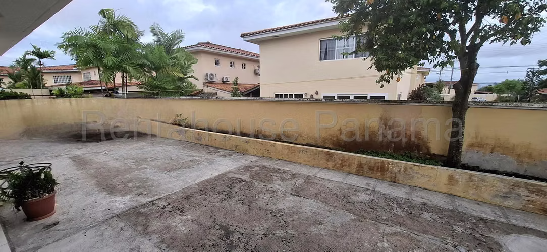 VENTA CASA EN VILLA ALTA BRISAS DEL GOLF