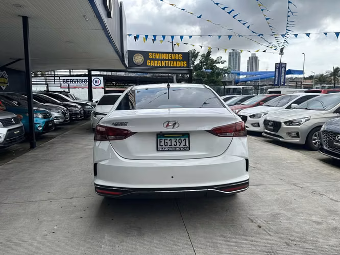 Hyundai Accent 2024 - Imagen 5