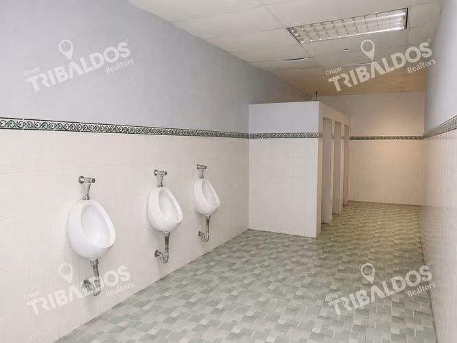 Venta de Bodega en Las Cumbres