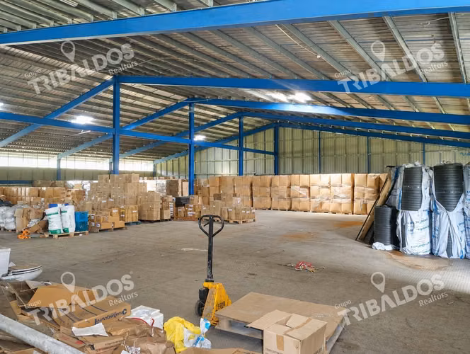 Venta de Bodega en Las Cumbres