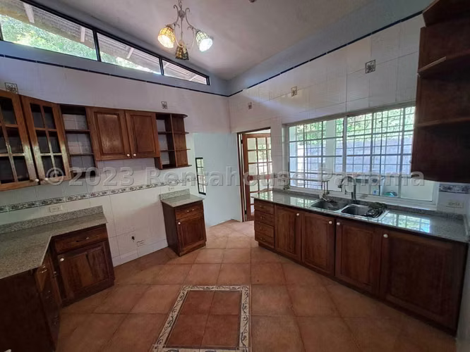 VENTA ESPECTACULAR CASA EN LAS CUMBRES | NATURALEZA, TRANQUILIDAD Y AMPLIOS ESPACIOS #25-5655 - Imagen 12