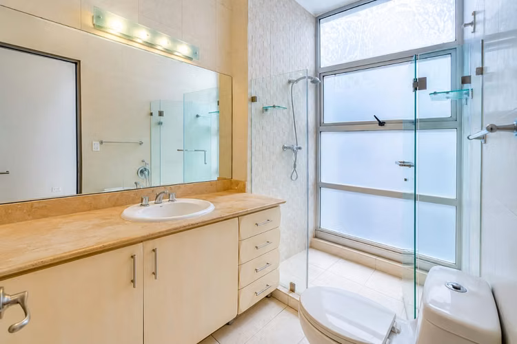Apartamento en Punta Pacifica I linea blanca I 3 Rec I con terraz jacuzzi y vista al mar - Imagen 13