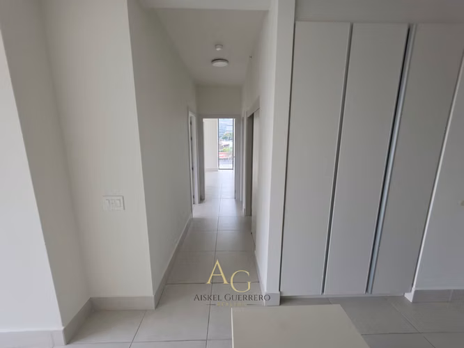 APARTAMENTO EN ALQUILER LÍNEA BLANCA COCO DEL MAR - Imagen 5