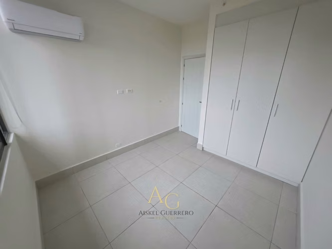 APARTAMENTO EN ALQUILER LÍNEA BLANCA COCO DEL MAR - Imagen 12