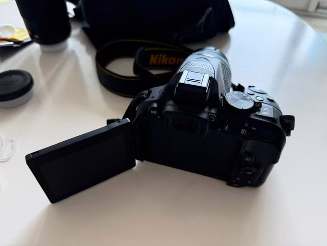 Nikon D5300 + 2 lentes + accesorios – excelente estado - Imagen 6