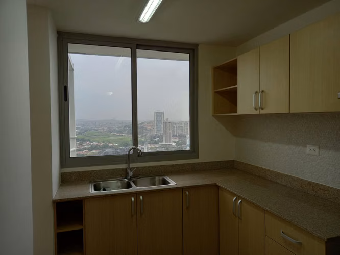 ALQUILO APARTAMENTO PH ROKAS CONDADO DEL REY - Imagen 3