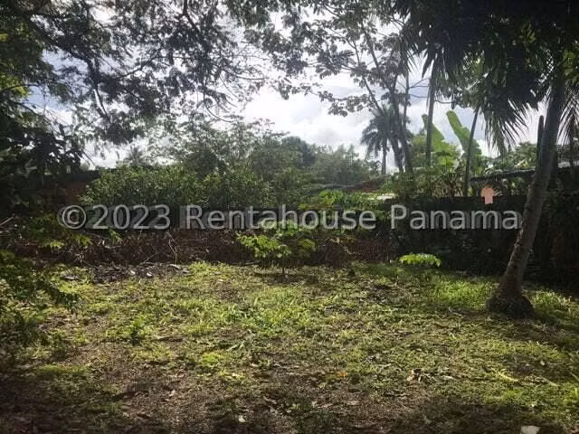 CASA EN VENTA EN JUAN DÍAZ | 960 M² DE TERRENO — EXCELENTE OPORTUNIDAD DE INVERSIÓN #24-1889