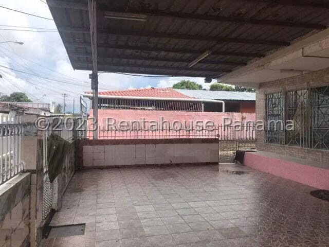 CASA EN VENTA EN JUAN DÍAZ | 960 M² DE TERRENO — EXCELENTE OPORTUNIDAD DE INVERSIÓN #24-1889