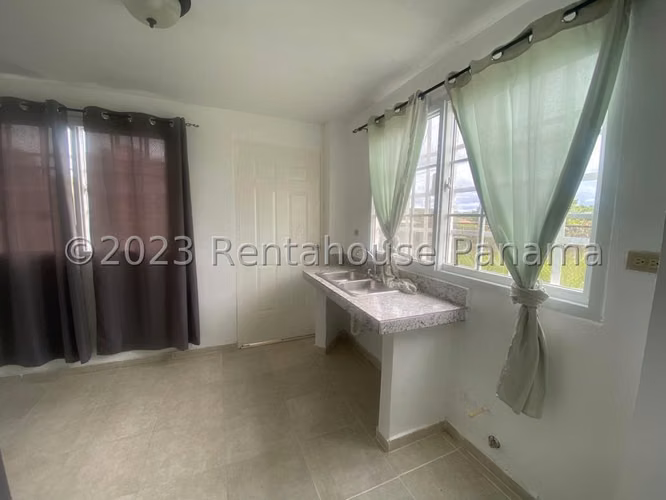 CASA DE PLAYA EN VENTA | 417 M² | VISTAS AL MAR Y A LA MONTAÑA #25-5797 - Imagen 8