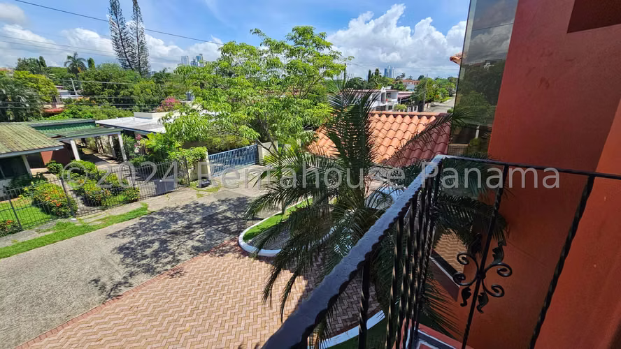 VENTA DE CASA EN CASA UNIFAMILIAR ALTOS DEL GOLF HQ
