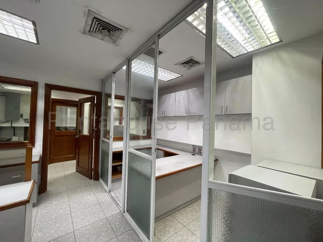 ALQUILER DE EDIFICIO EN CREDIANCON CALIDONIA HQ - Imagen 9