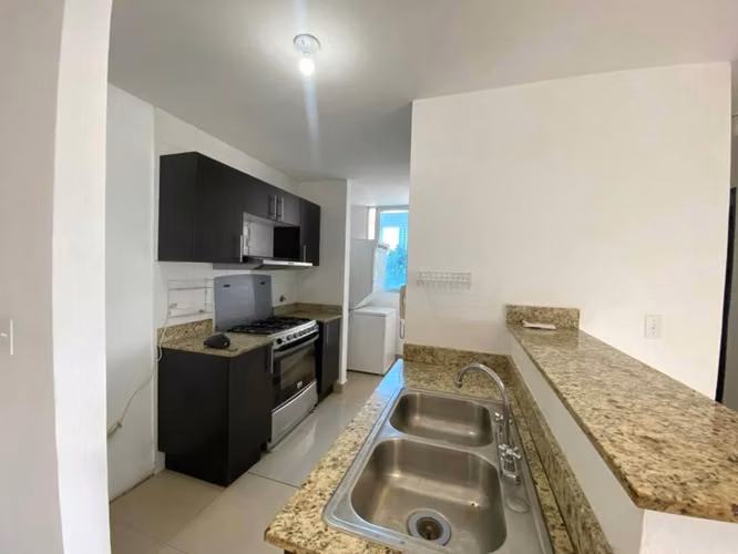 Alquiler de apartamento//Excelente ubicación - Imagen 4