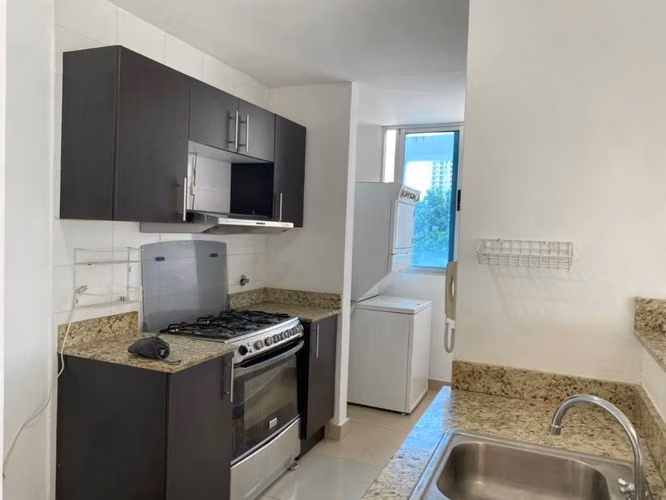 Alquiler de apartamento//Excelente ubicación - Imagen 2