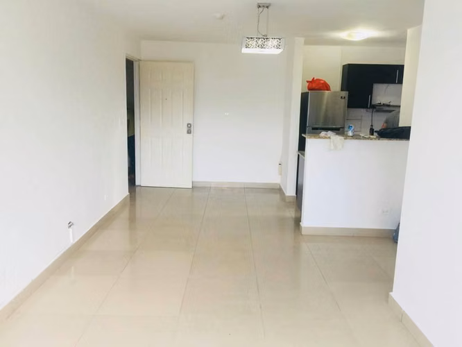 Alquiler de apartamento//Excelente ubicación - Imagen 5