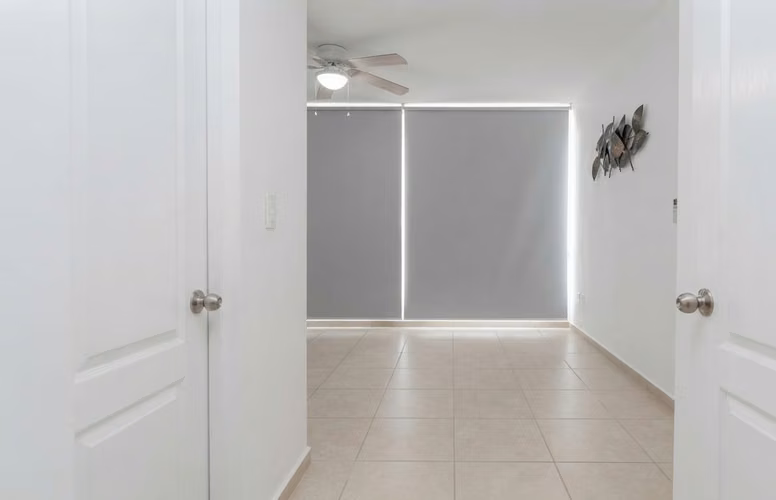 Apartamento en Bella Vista cerca de Avenida Balboa I con excelente distribucion y deposito - Imagen 8