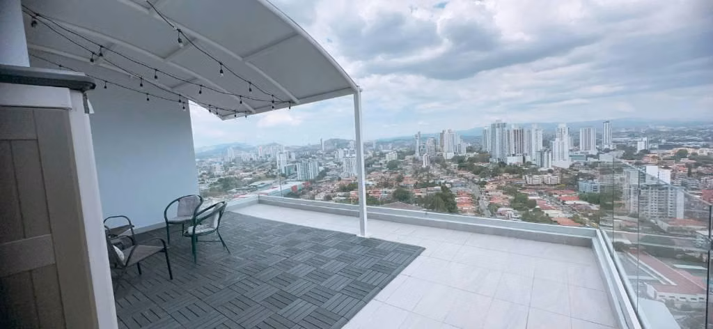 Alquiler de apartamento amoblado - Imagen 4