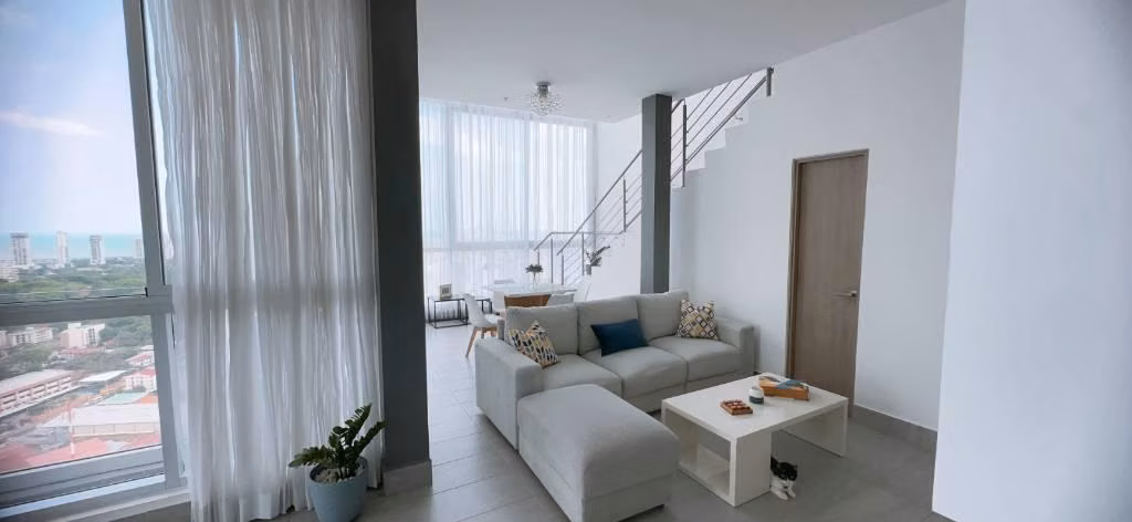 Alquiler de apartamento amoblado - Imagen 5