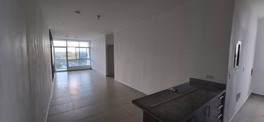 ALQUILER APARTAMENTO RADIANT TOWER - Imagen 2