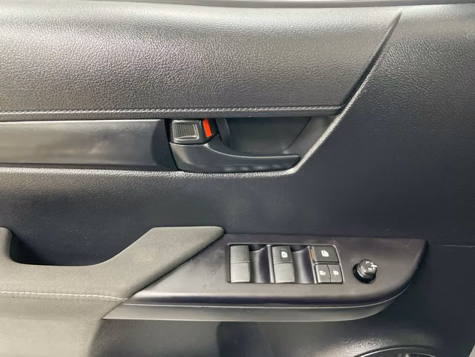 TOYOTA HILUX - 2026 - PPHX - Automarket - Imagen 4