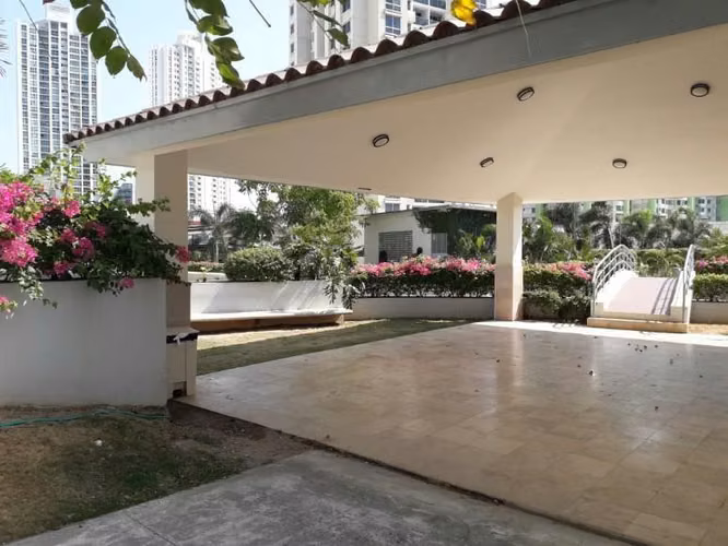 Venta de Apartamento con Línea blanca en Condado del Rey Ph Rokas EC - Imagen 16