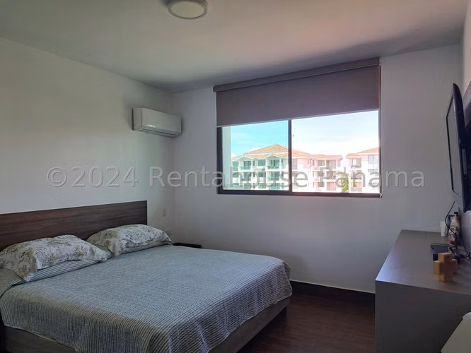 Venta de Apartamento con Línea blanca en Costa Sur Ph Costamare EC