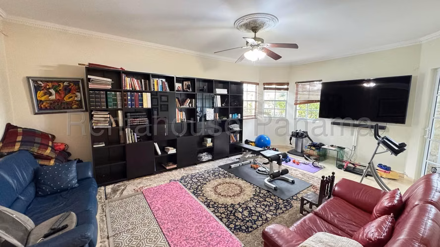 Venta de Casa en Costa del Este Royal Pacific JV