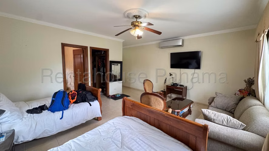 Venta de Casa en Costa del Este Royal Pacific JV