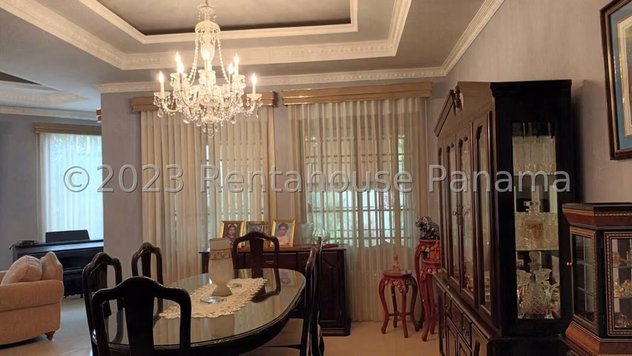 Venta de Casa en Altos de Panama Fuente del Fresno KC