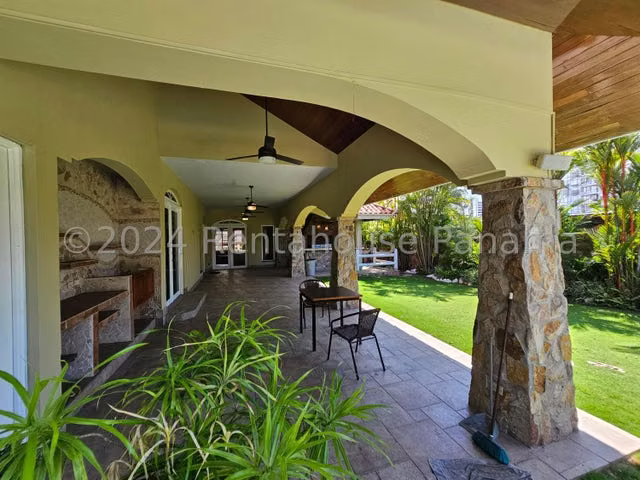 Casa en Venta en Altos del Golf 27LDC1943